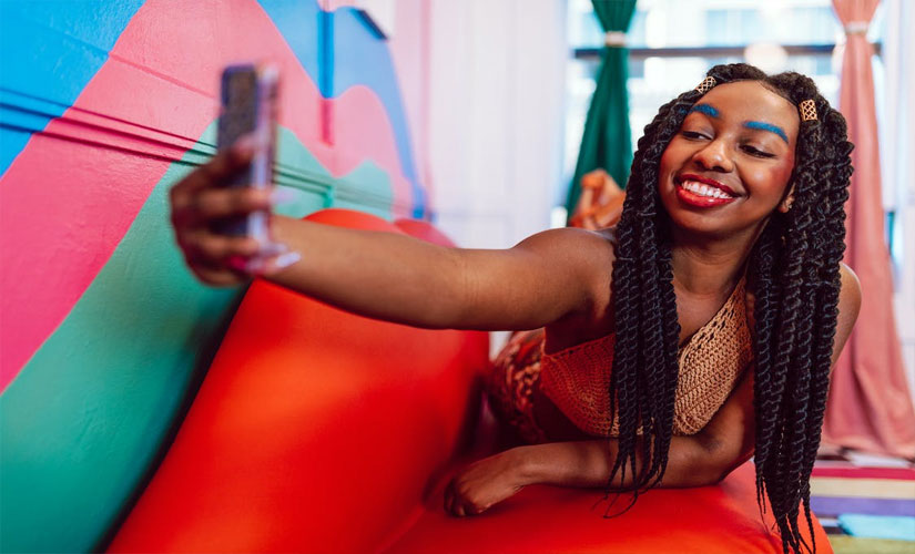 Forget professional photo shoots. Selfies will get you those bookings!